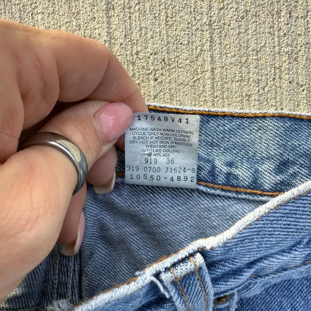 Vintage Y2K Levi's 550 Relaxed Fit Tapered Leg Jeans Mom Ladies 11 Jr M - Picture 7 of 13